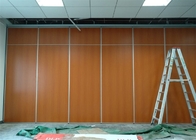 θόρυβος που μειώνει το λειτουργικό πτυσσόμενο ξύλινο χώρισμα 65mm χωρισμάτων τοίχων πάχος
