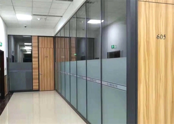 Διαφανές μετριασμένο χώρισμα γυαλιού Frameless χωρισμάτων ανώτερων αξιωμάτων γυαλιού πλήρες